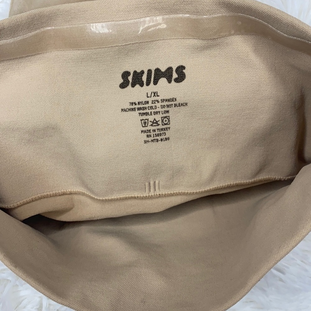 NWOB SKIMS CORE CONTROL BRIEF - Picture 4 of 5